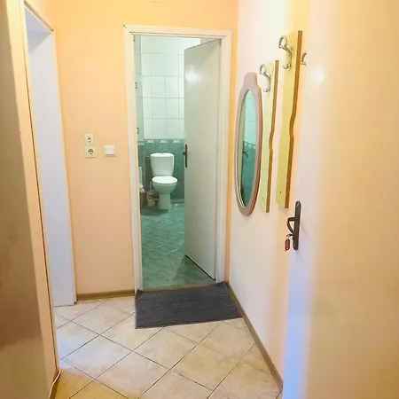 Cozy Studio Center *